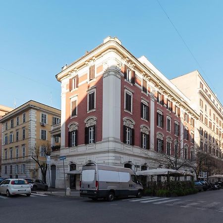 Residence Borgognoni Apartments Rome Bagian luar foto