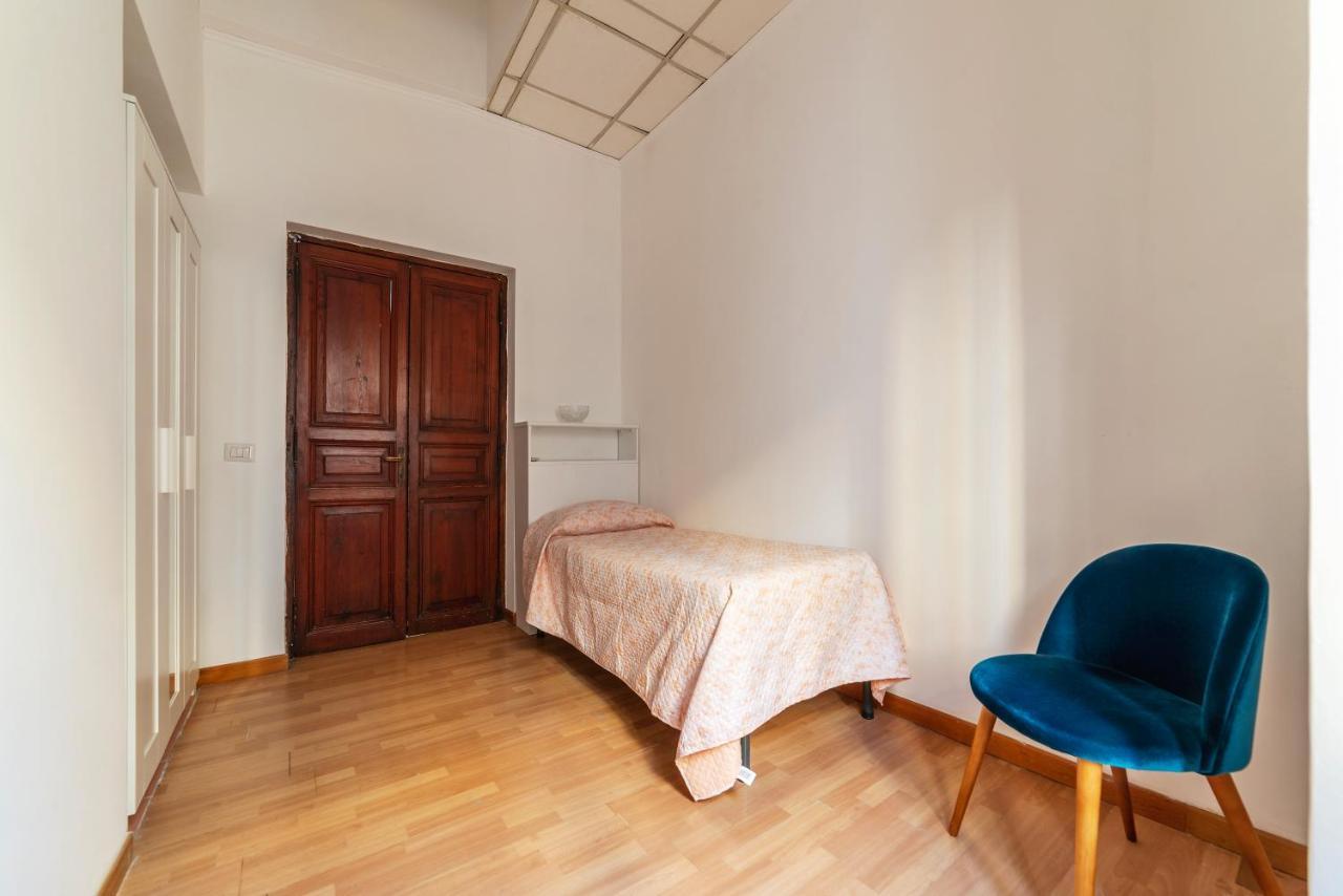 Residence Borgognoni Apartments Rome Bagian luar foto