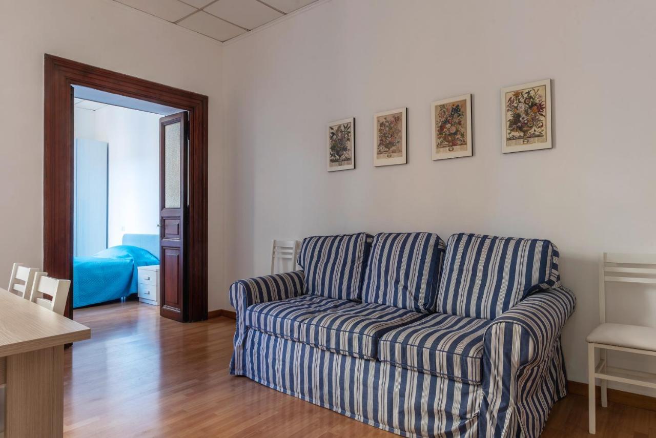 Residence Borgognoni Apartments Rome Bagian luar foto