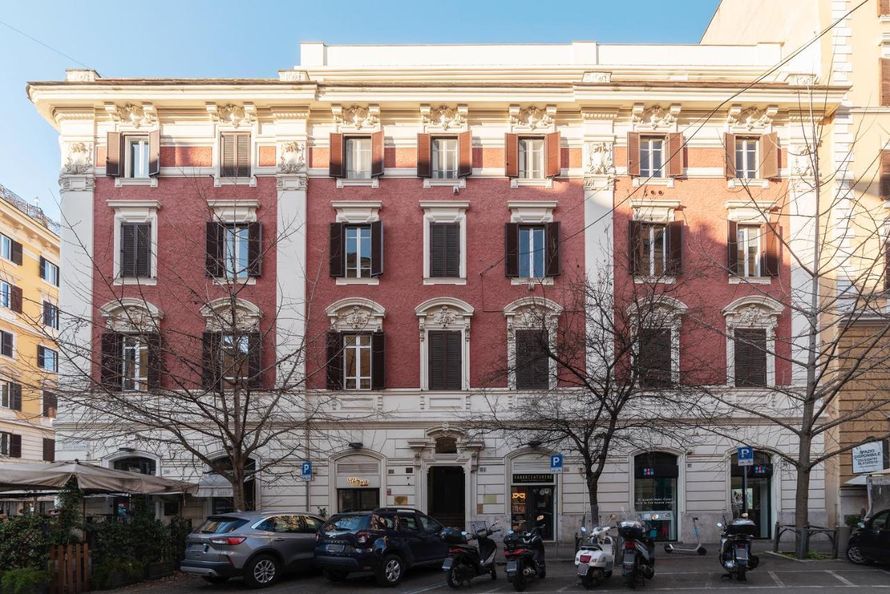 Residence Borgognoni Apartments Rome Bagian luar foto