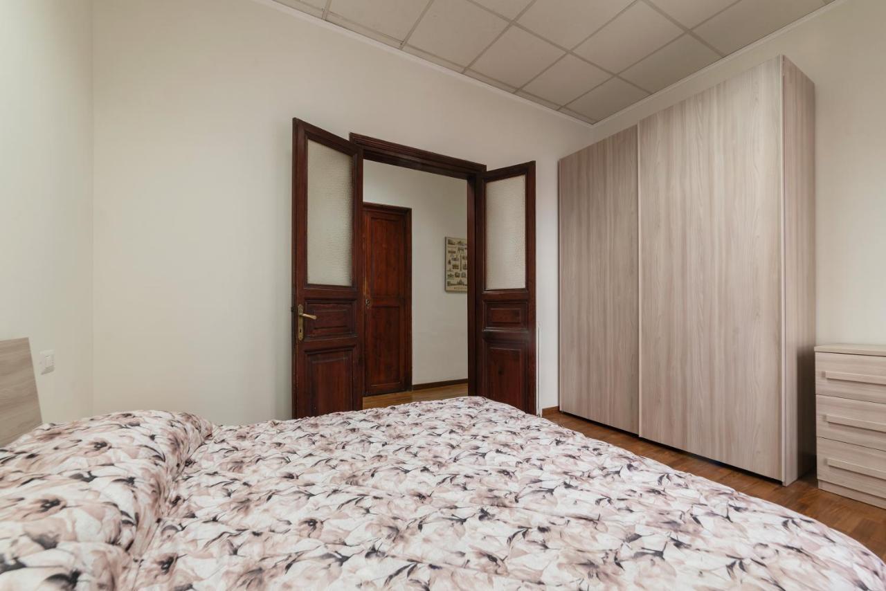 Residence Borgognoni Apartments Rome Bagian luar foto